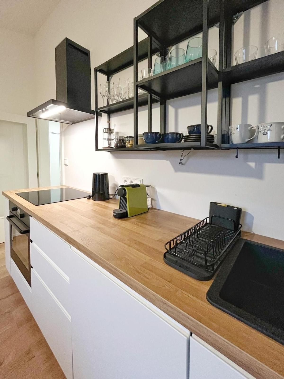 Modern Cosy Flat Near Vysehrad *